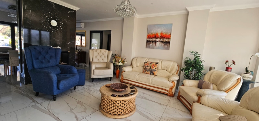 5 Bedroom Property for Sale in The Islands Estates North West